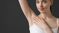 脇の下はサラサラ、服に嫌なニオイや汗ジミがつかない：やるべきことはこれ